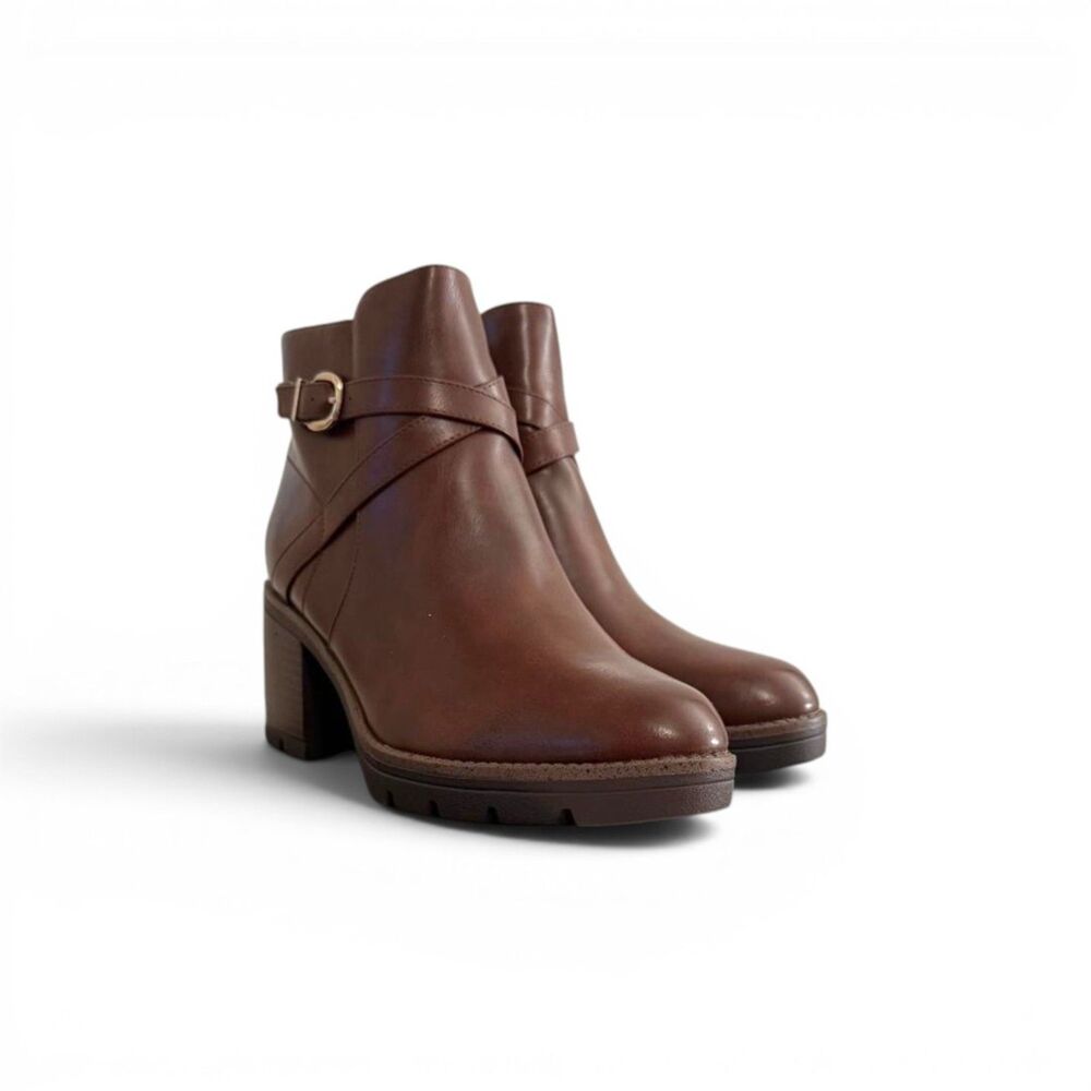 Naturalizer Madalynn Water Resistant Lug Sole Chelsea Booties, Size 11